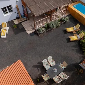 Сasa de vacaciones Casa Amaya - Spacious House With Pool, Large Garden, Bbq, 2 Terraces, And Ideal Location